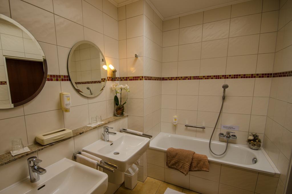 Hotel Stadt Aurich Room photo